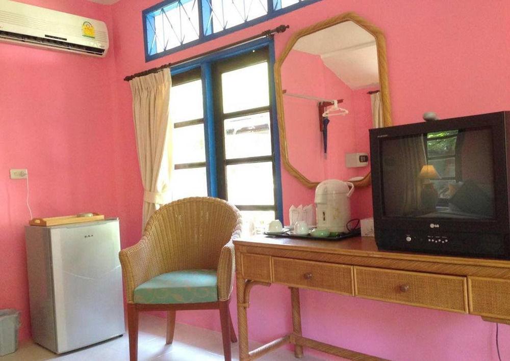 Tradewinds Cottages サムイ島 エクステリア 写真